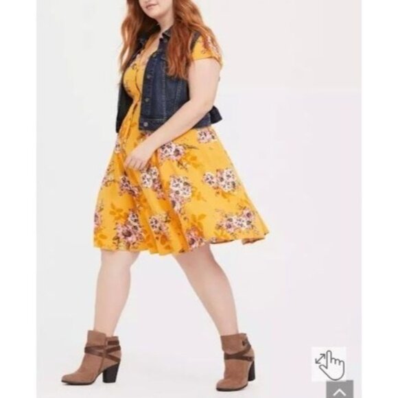 torrid Dresses & Skirts - Torrid Mini Short Sleeve Challis Shirt Dress Floral Print Yellow Womens Size 3X